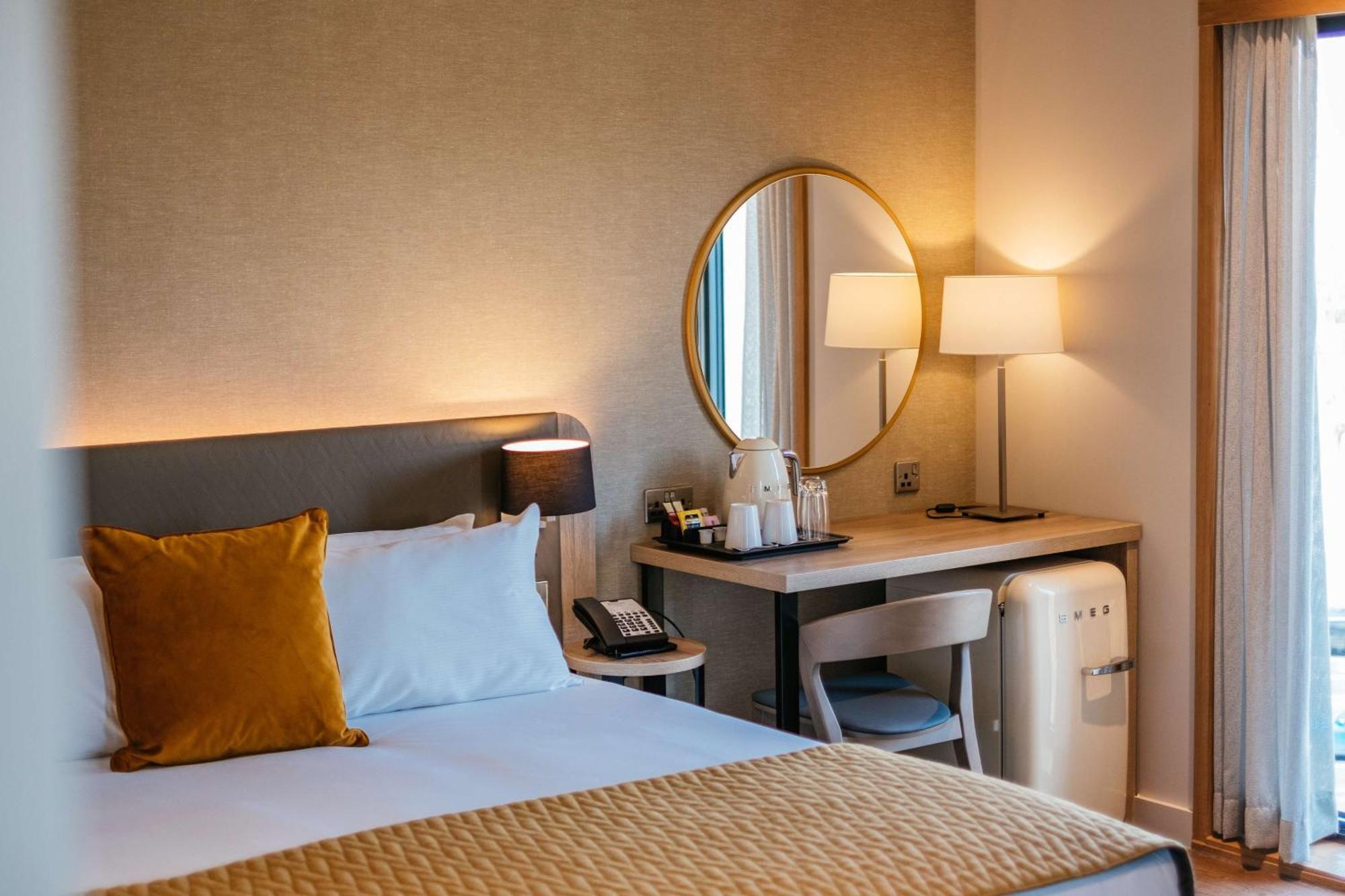 Ixora Hotel & Spa コンウィ エクステリア 写真